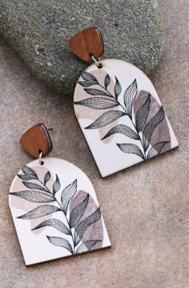 Turning A New Leaf Earrings - Brynn & Rae Boutique